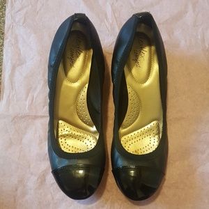 Black dress flats